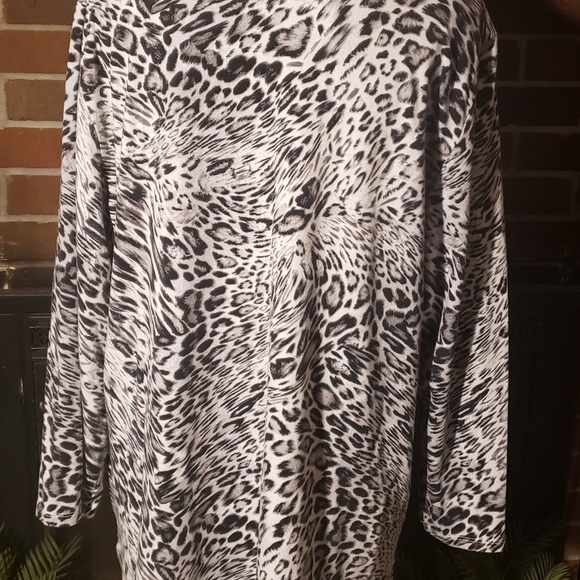 Raffaella long sleeve top - Picture 2 of 9